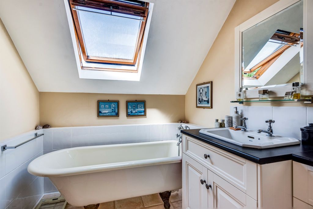 Additional image 19 of 5 bed detached house for saleThe Street, South Stoke, Reading RG8