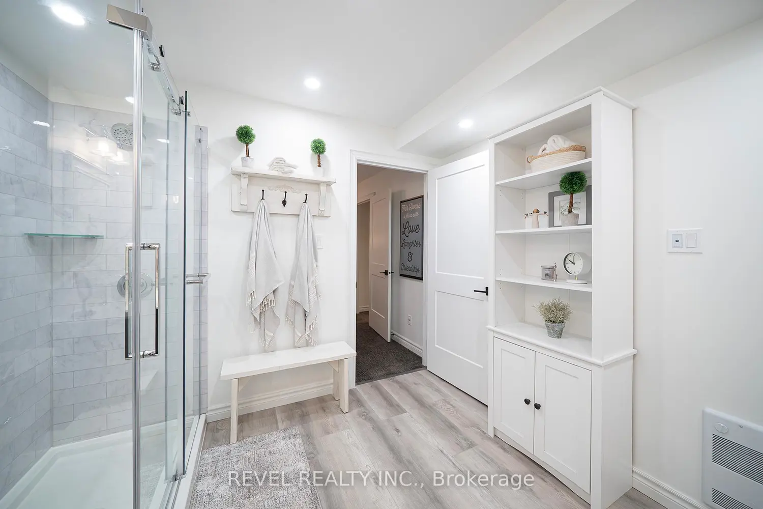 Additional image 16 of 24 Craddock Boulevard 8