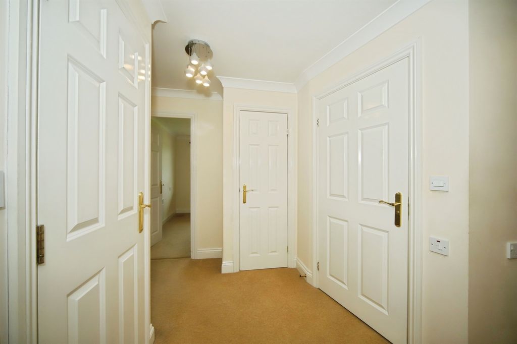 Additional image 13 of 2 bed flat for saleCoal Orchard, Taunton TA1