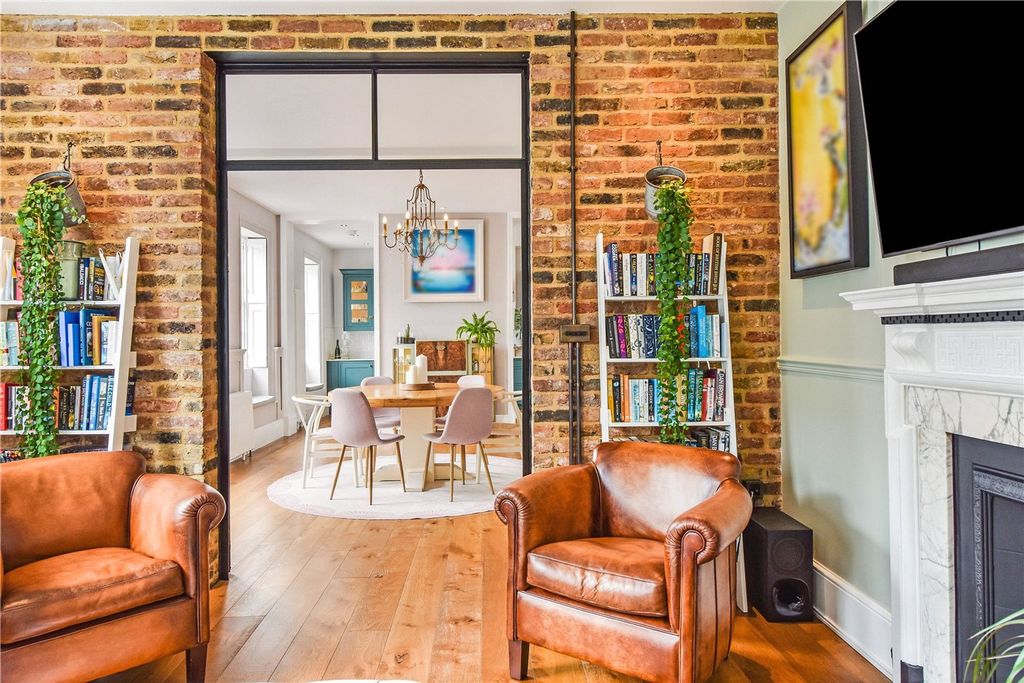 Additional image 9 of 3 bed flat for saleNorth Street, Chichester PO19