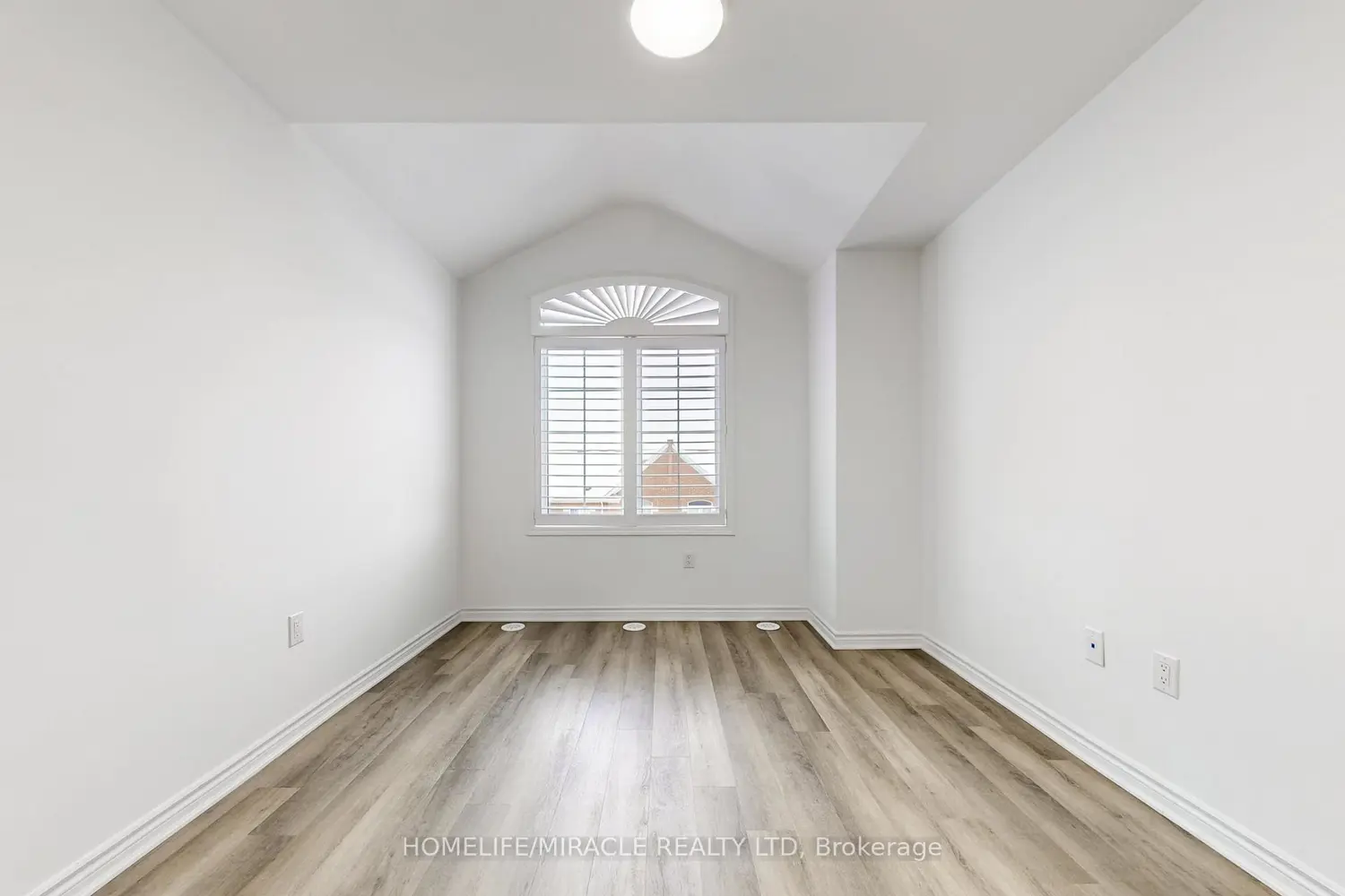 Additional image 12 of 1587 Moira Crescent