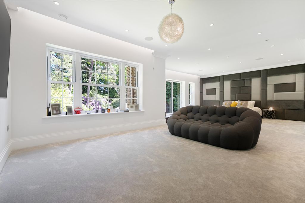 Additional image 16 of 6 bed detached house for saleHorsegate Ride, Ascot, Berkshire SL5
