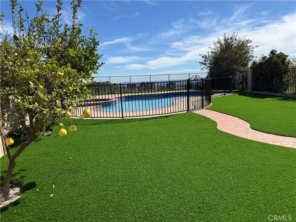 Additional image 8 of 12044 Shadow Ridge Way, Northridge, CA 91326