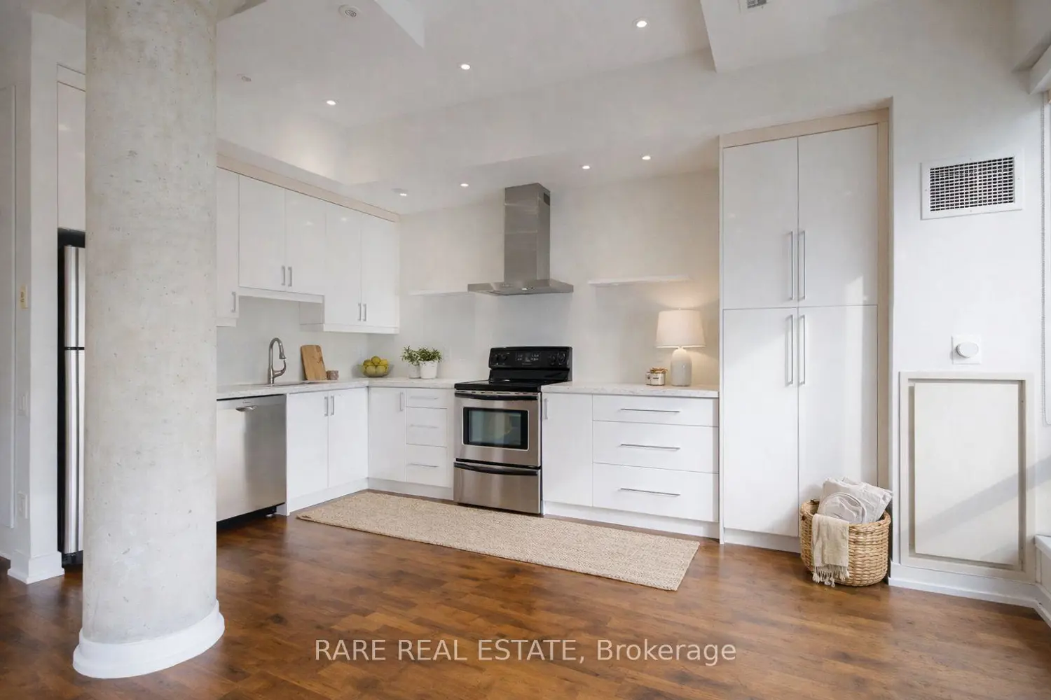 Additional image 4 of 66 Portland Street 802