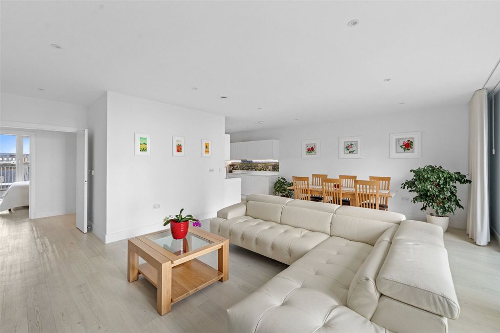 Additional image 25 of 3 bed flat for saleBayside Apartments, 62 Brighton Road, Worthing, West Sussex BN11