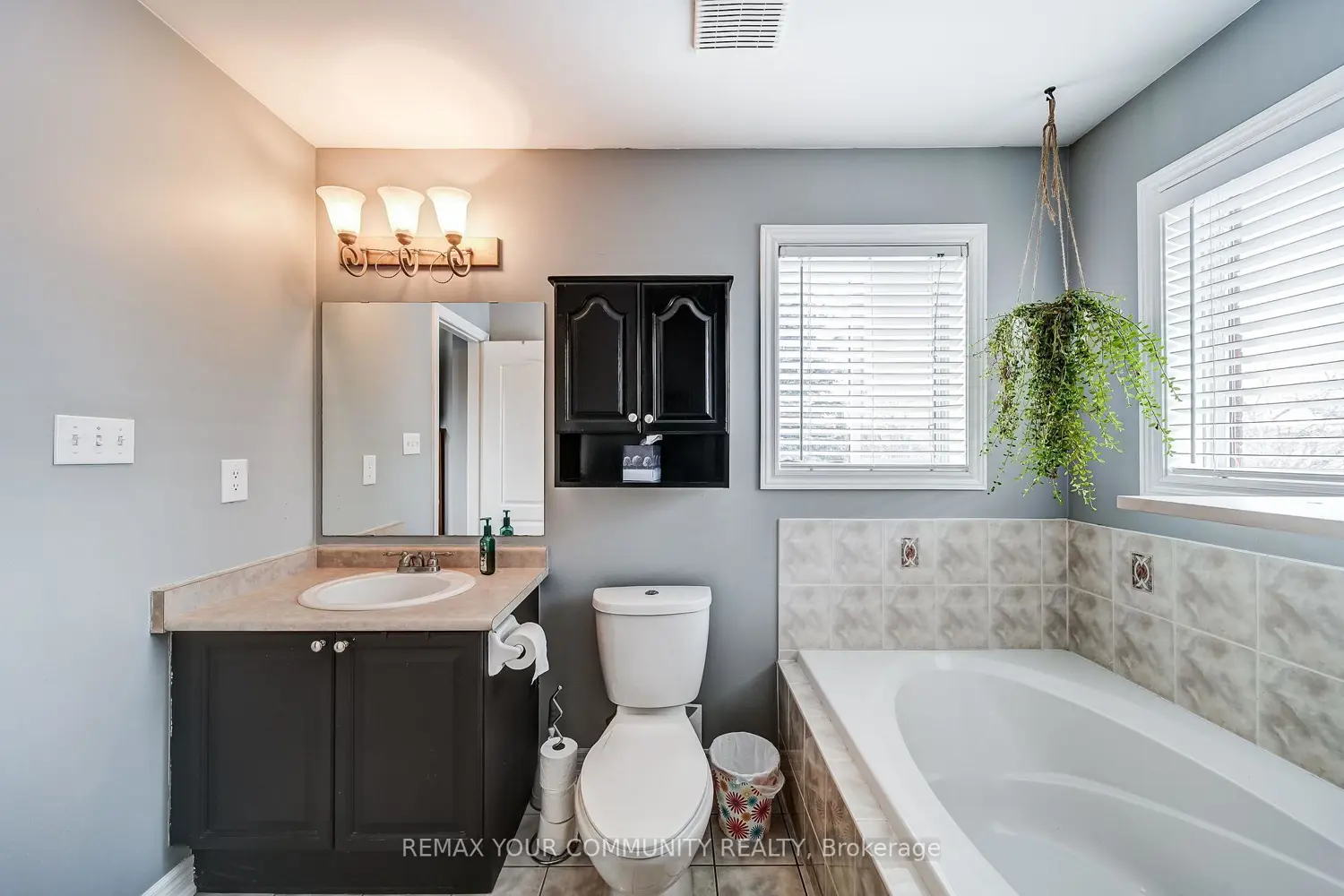 Additional image 13 of 93 Amberview Drive