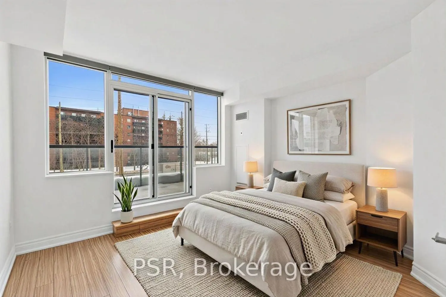 Additional image 16 of 7378 Yonge Street 103