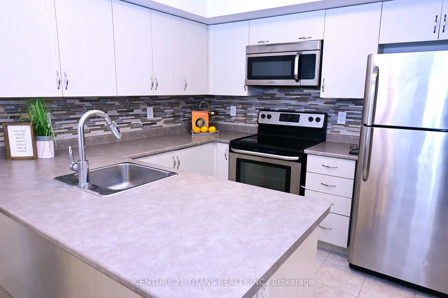 Additional image 10 of 80 Parrotta Drive 135