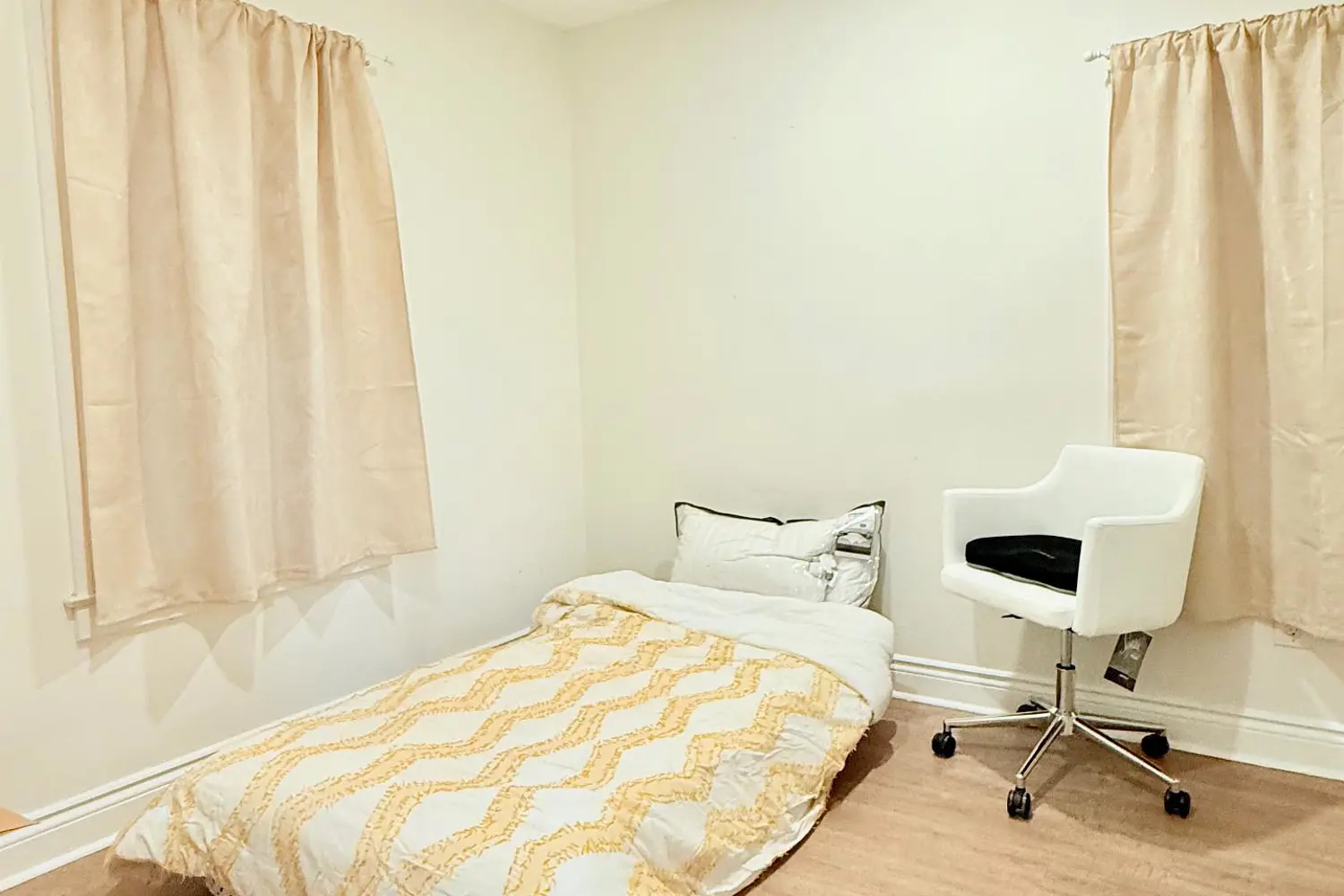 Additional image 6 of 1723 Langlois Avenue