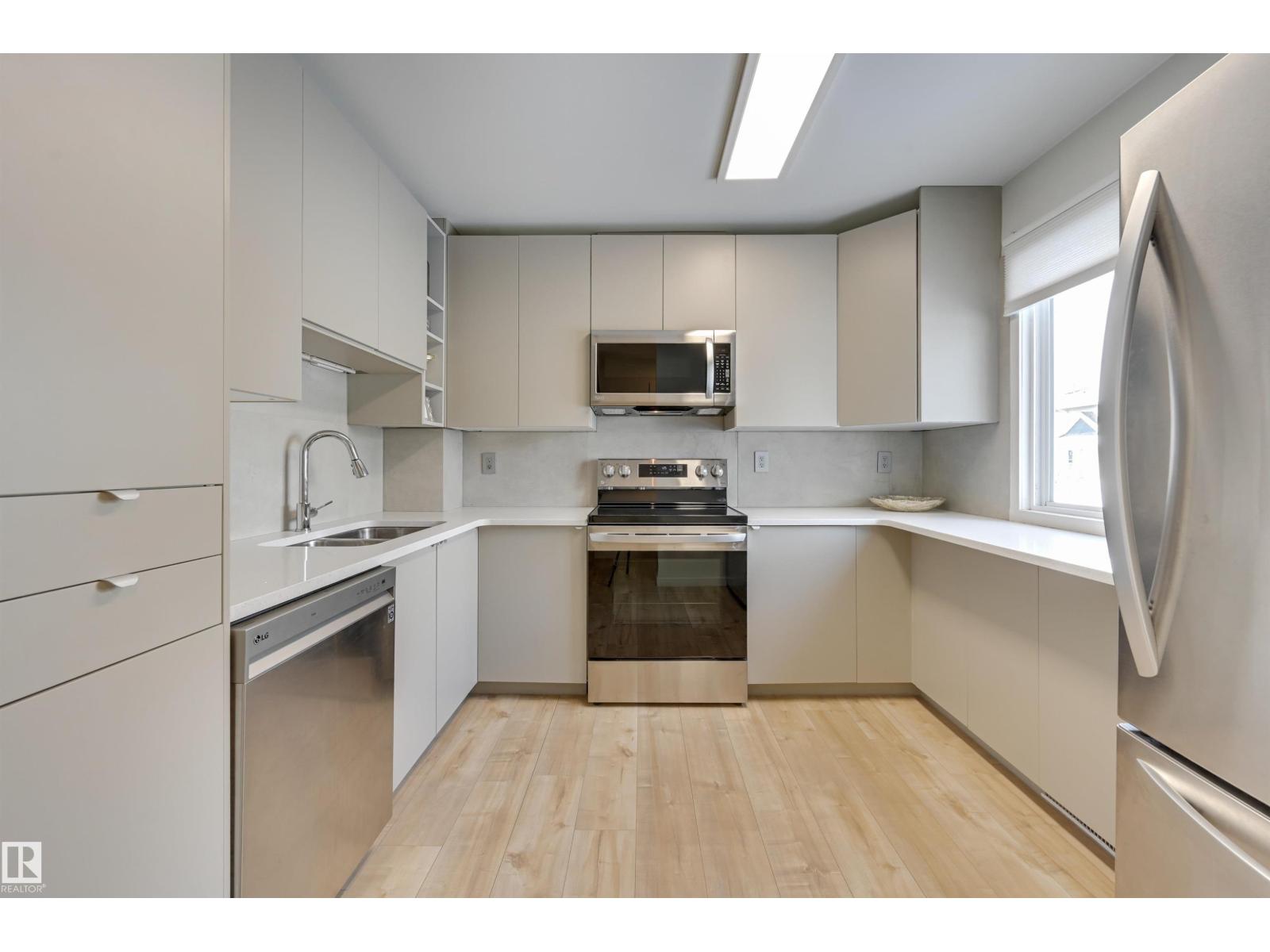 Additional image 2 of 31-9619 180 Street NW, Edmonton, AB, T5T4L9