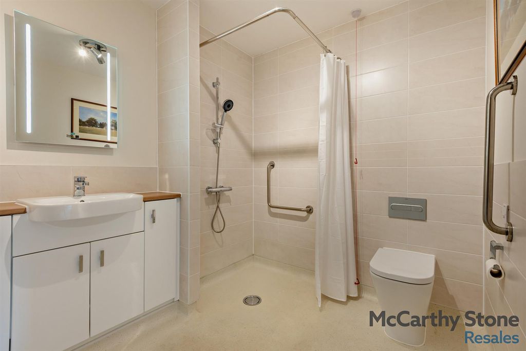 Additional image 16 of 2 bed flat for saleMonument Place, Endless Street, Salisbury SP1