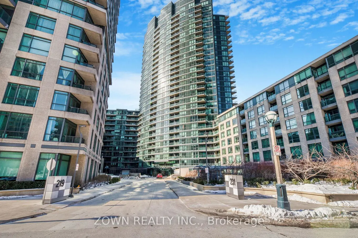 Additional image 3 of 231 Fort York Boulevard 220