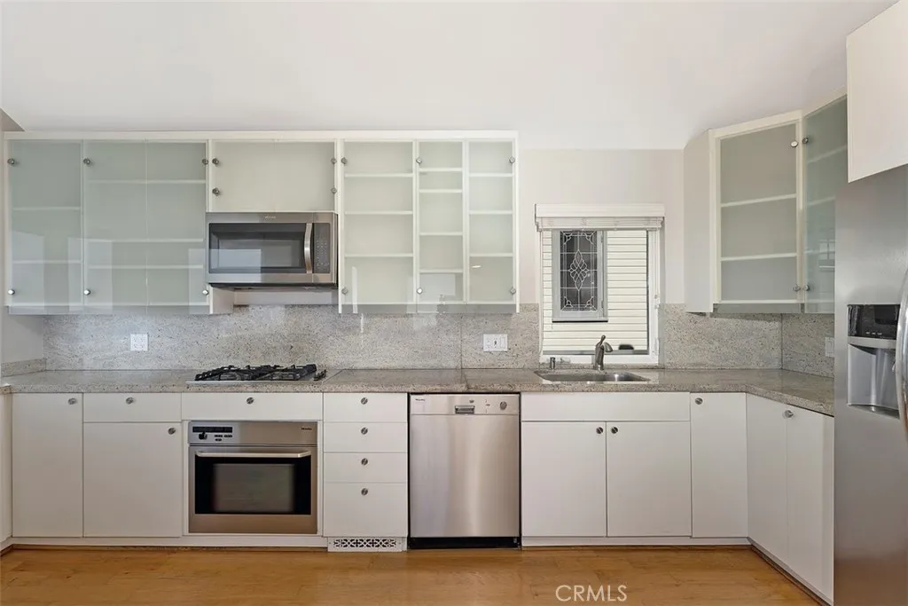 Additional image 8 of 135 Sunset Terrace, Laguna Beach, CA 92651