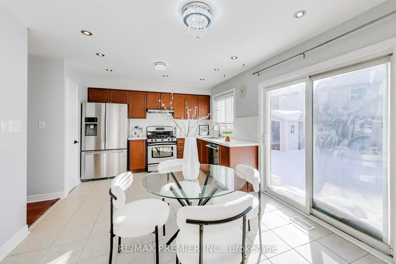 Additional image 4 of 135 Richard Coulson Crescent