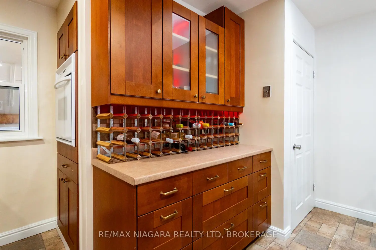 Additional image 6 of 6543 St. John Street