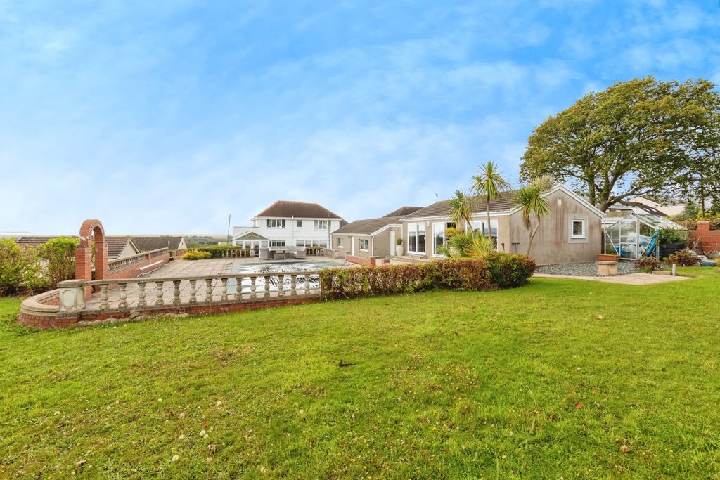 Additional image 6 of 5 bed detached house for saleSt. Illtyd Rise, Burry Port, Dyfed SA16