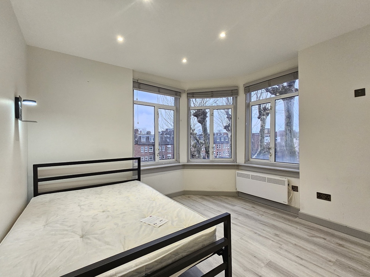 Additional image 2 of Room in a Shared House, Holloway Road, N7, N1 7GU