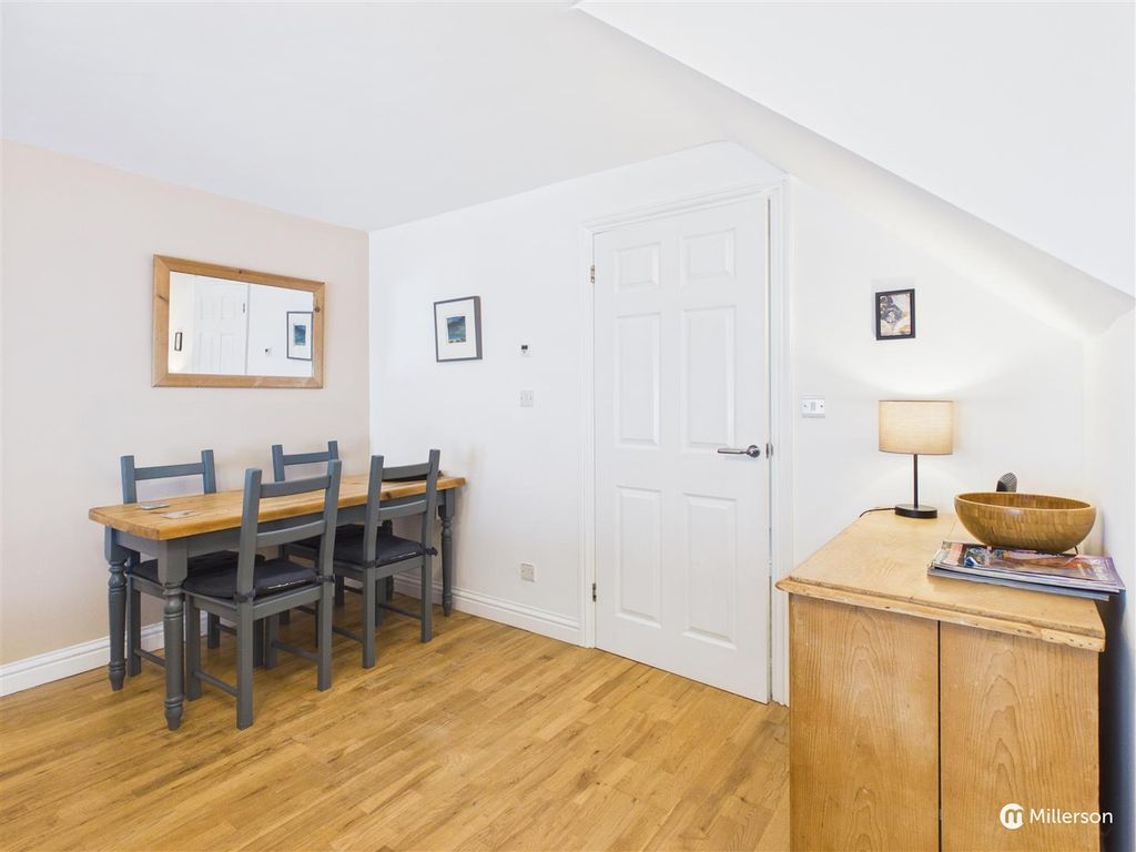 Additional image 3 of 2 bed flat for saleSea Lane, Hayle TR27