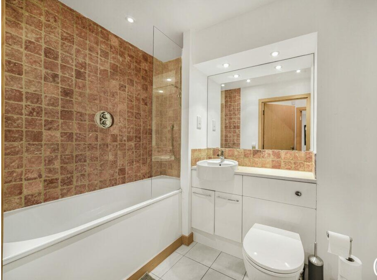 Additional image 4 of 1 Bed Flat, Terrace Apartments, N5, N1 7GU