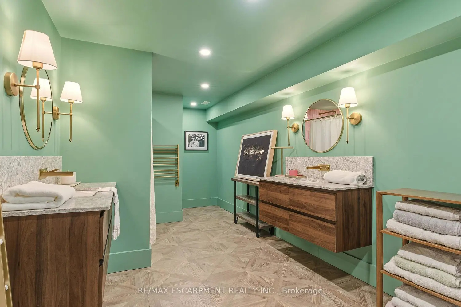 Additional image 13 of 2510 Britannia Road