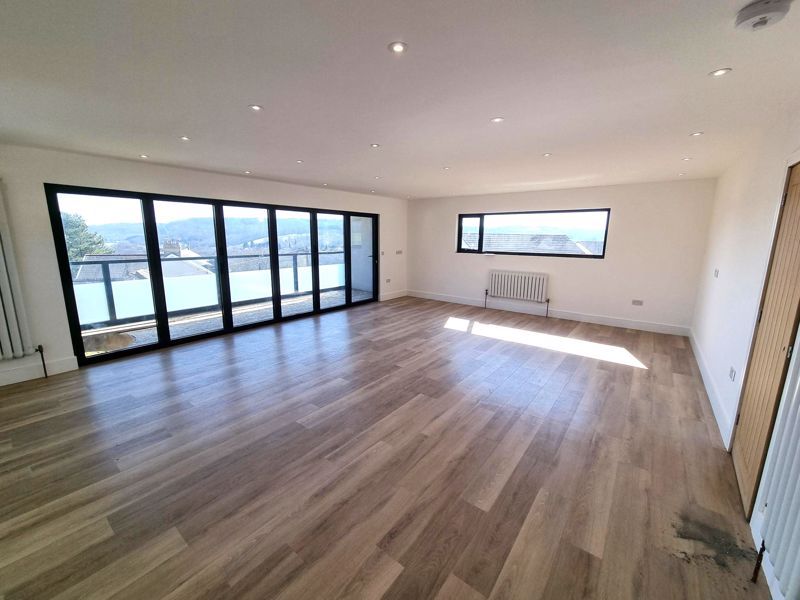 Additional image 8 of 6 bed detached house for salePenrhiw Lane, Machen CF83