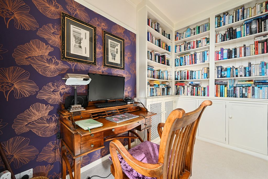 Additional image 20 of 3 bed flat for saleLewes Crescent, Brighton BN2