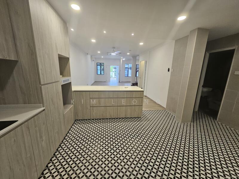 Additional image 4 of Jalan Asuhan