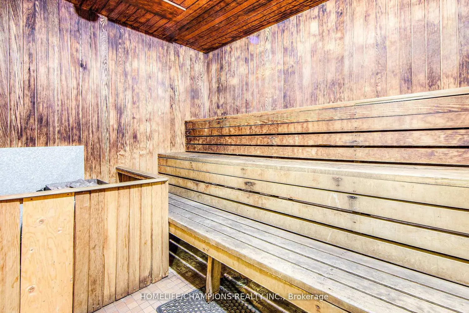 Additional image 6 of 100 Leeward Glenway 1210