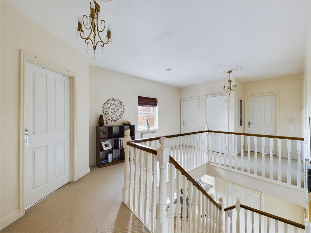 Additional image 11 of 5 bed detached house for saleSanderling Way, Porthcawl CF36