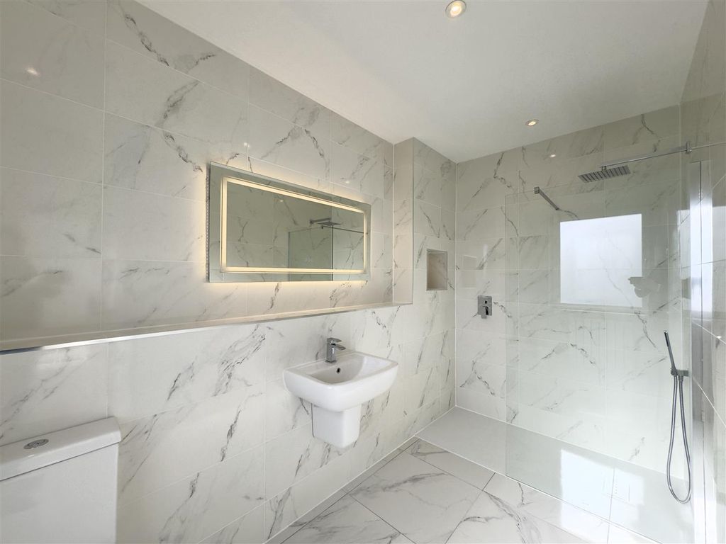 Additional image 35 of 4 bed detached house for saleClyde Grove, Crossford, Carluke ML8