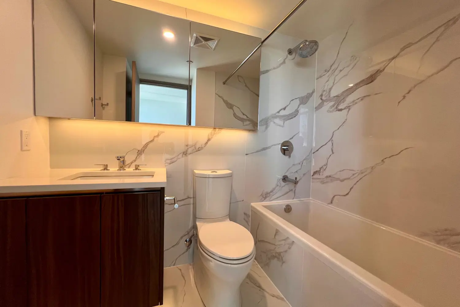 Additional image 5 of 3 Concord City Place Way 7103