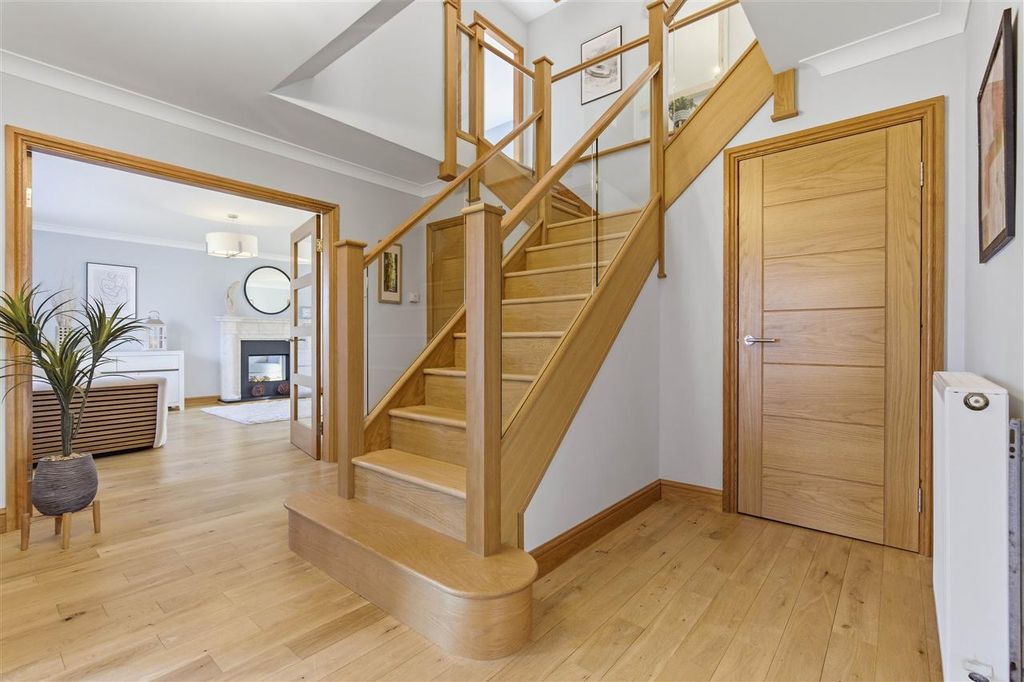 Additional image 16 of 4 bed property for saleHamilton Way, East Whitburn EH47