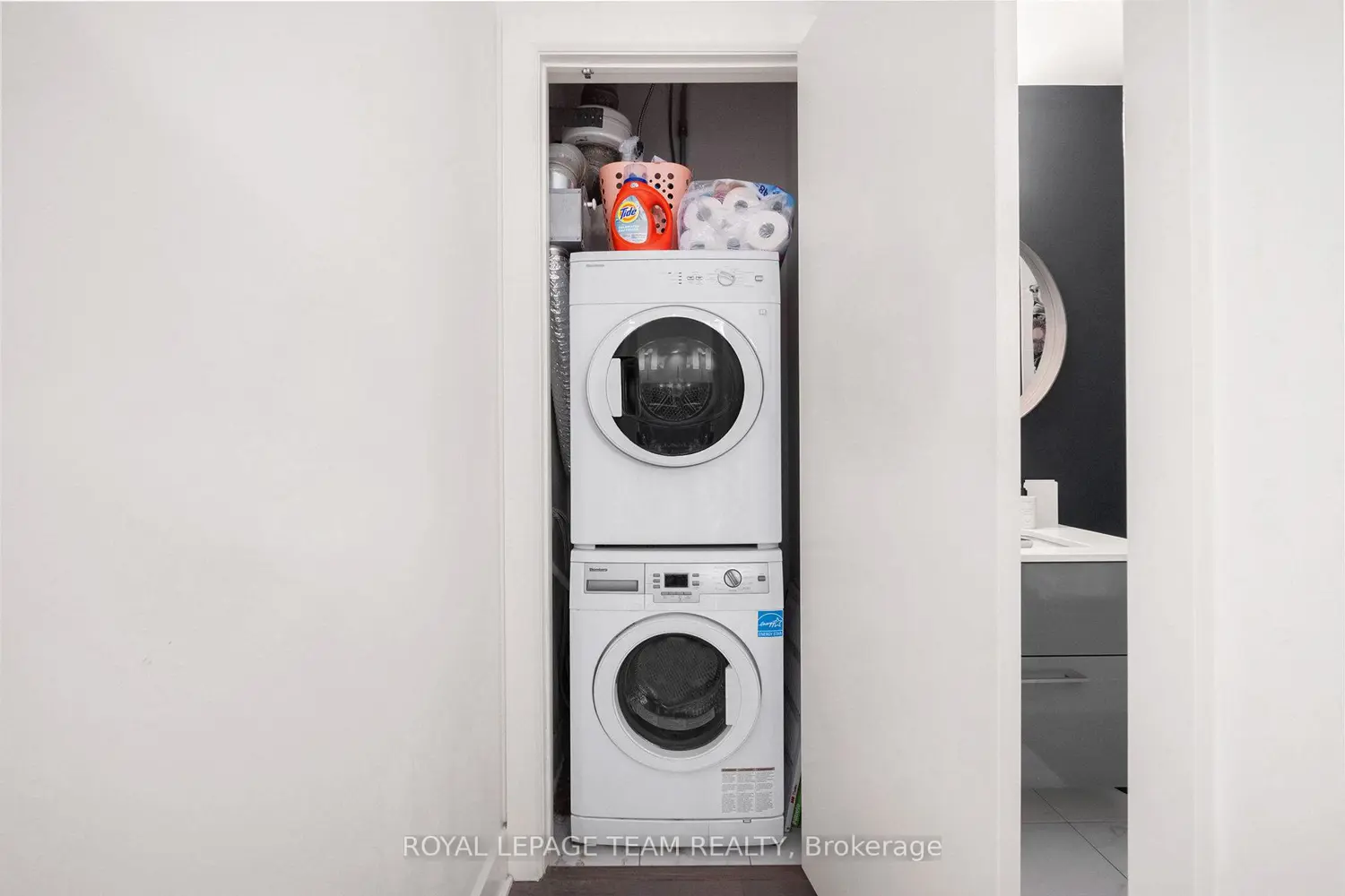 Additional image 8 of 255 Bay Street 714