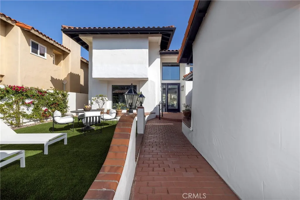 Additional image 8 of 16572 Grimaud Ln, Huntington Beach, CA 92649