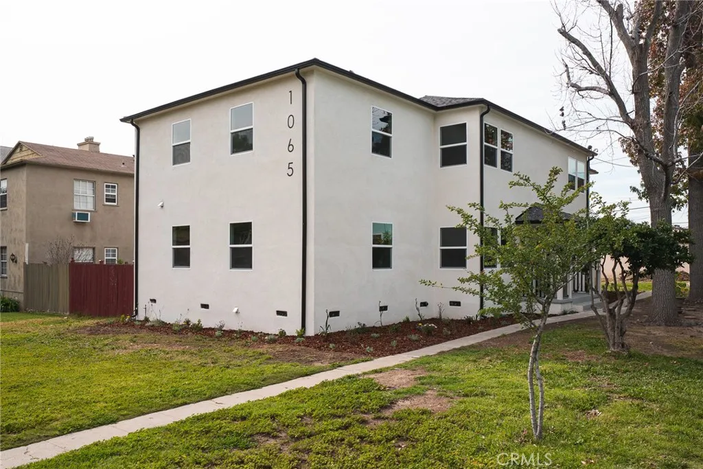 Additional image 36 of 1065 E Spazier Ave Unit 102, Burbank, CA 91502