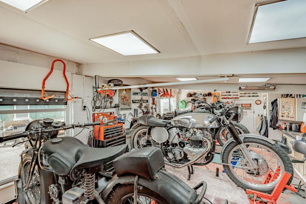 Additional image 7 of The Boat Shed Charter Avenue, Laurencekirk, AB30 1GJ