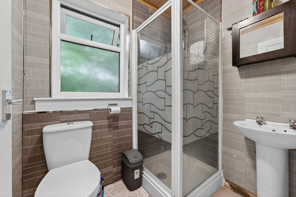 Additional image 29 of 5 bed villa for sale71 London Road, Kilmarnock KA3