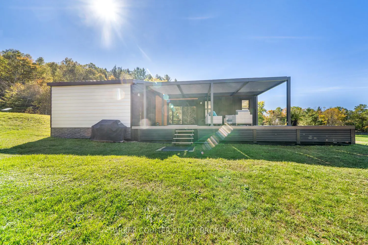 Additional image 3 of 1366 Rosseau Lake Rd 2