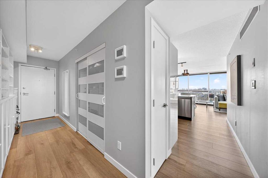 Additional image 3 of 1707-188 15 Avenue SW, Calgary, AB, T2R 1S4