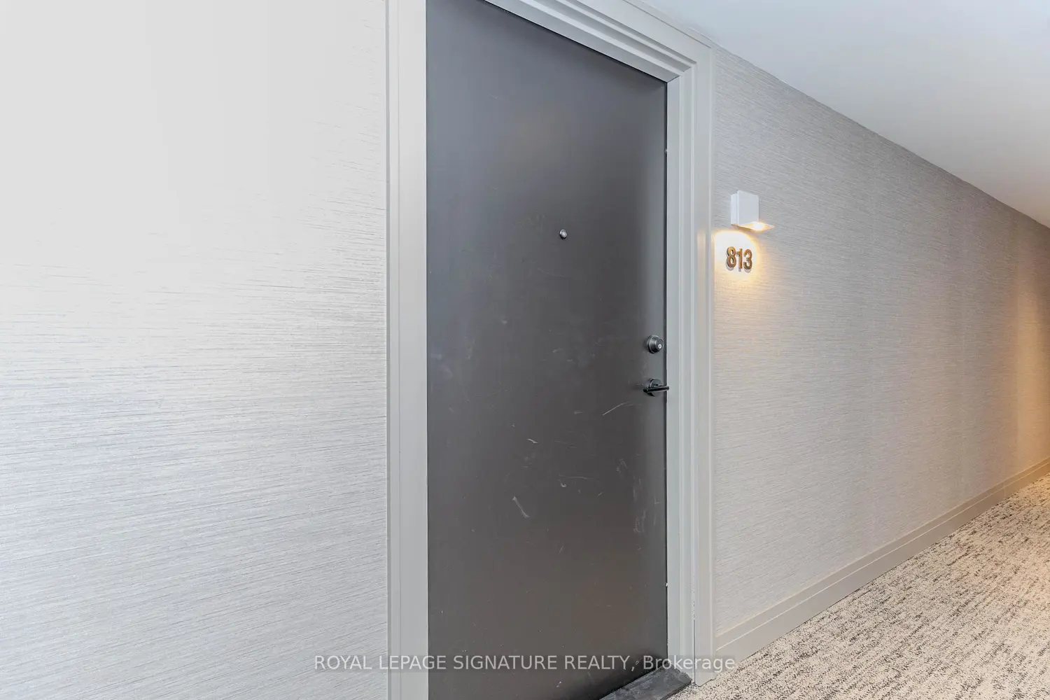 Additional image 3 of 556 Marlee Avenue 813