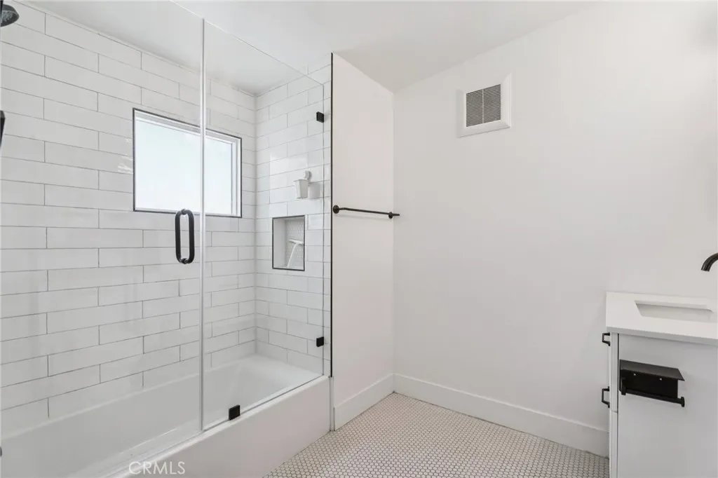 Additional image 75 of 230 S B St Unit 1, Tustin, CA 92780