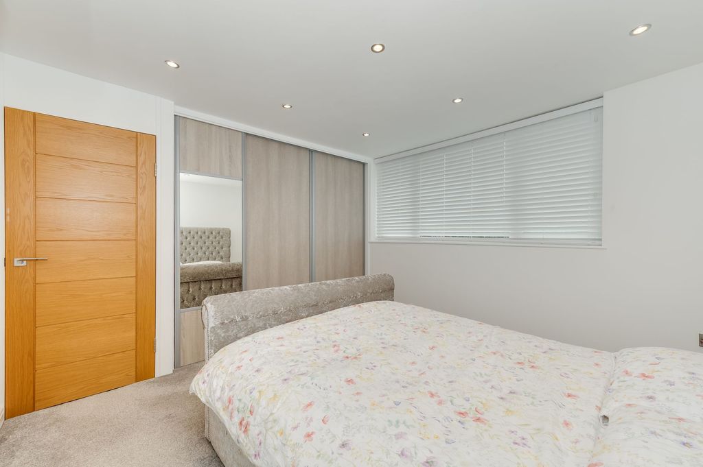 Additional image 13 of 2 bed maisonette for saleGervase Avenue, Sheffield S8