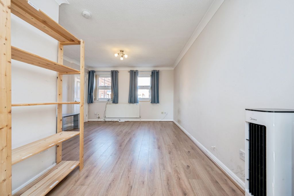Additional image 10 of 2 bed flat for saleAshburnham Road, Bedford MK40