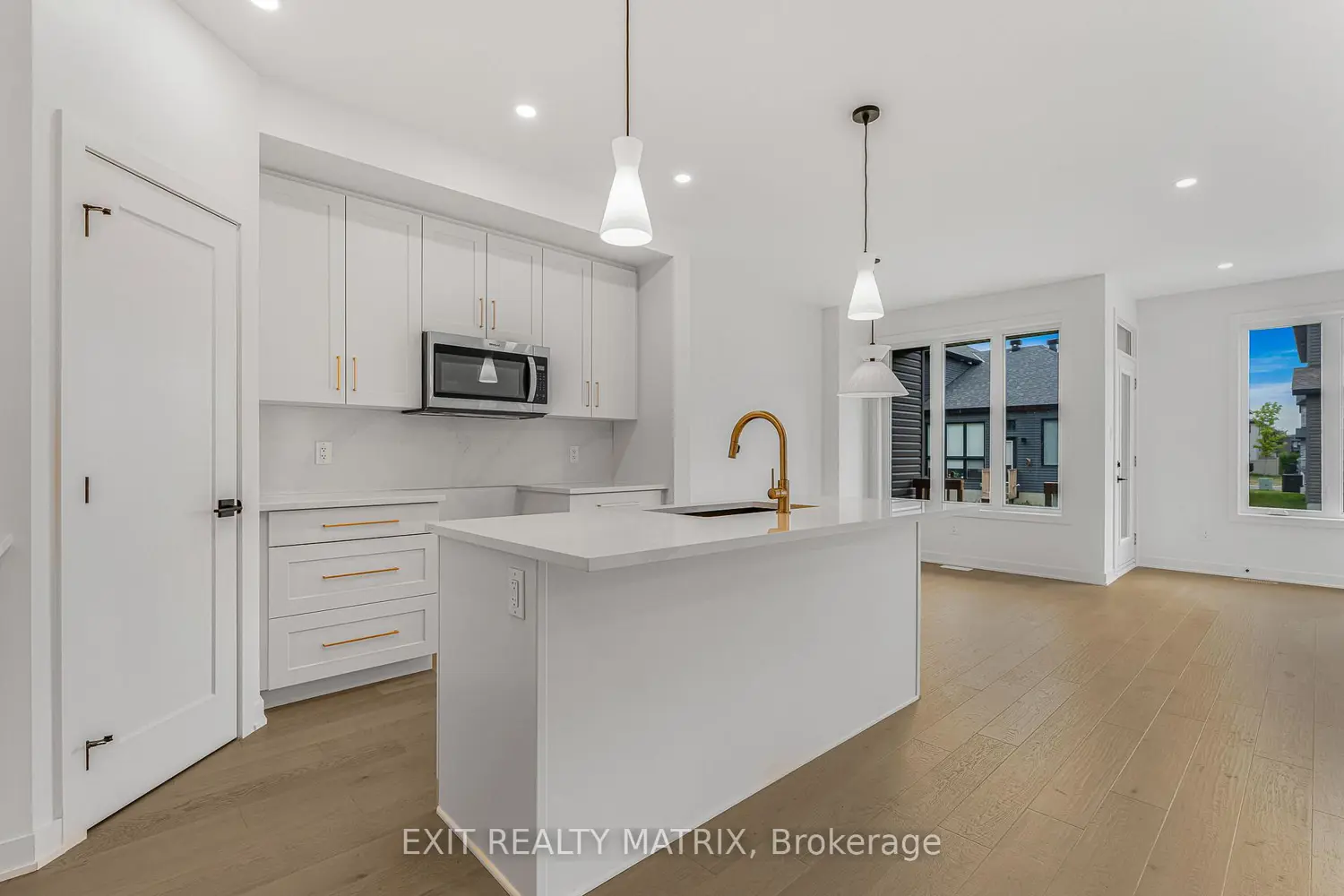 Additional image 10 of 937 Cologne Street