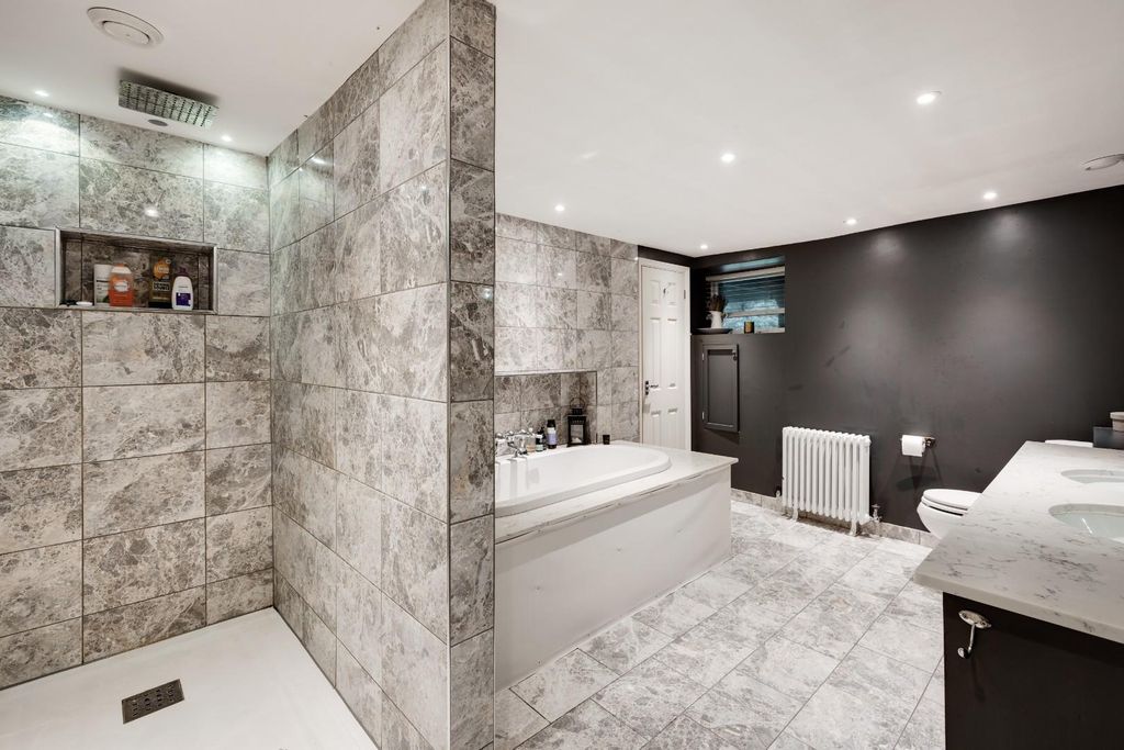 Additional image 37 of 4 bed maisonette for saleOvernhill Road, Downend BS16