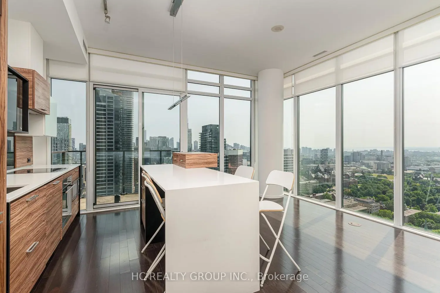 75 St. Nicholas Street 3503
