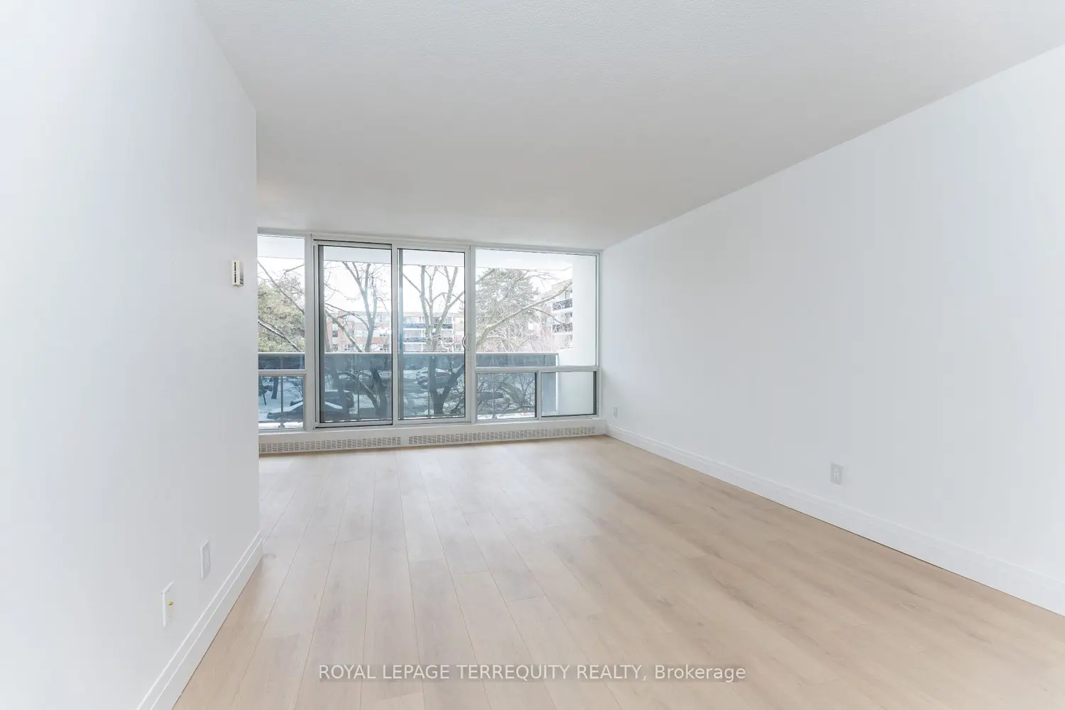 Additional image 6 of 30 Sunrise Avenue 202