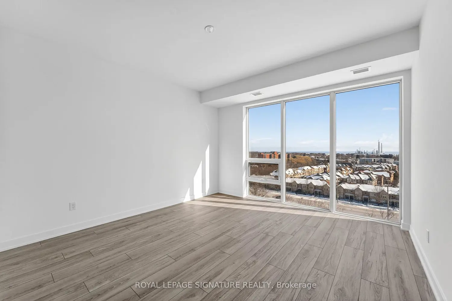 Additional image 12 of 1035 Southdown Road 1008