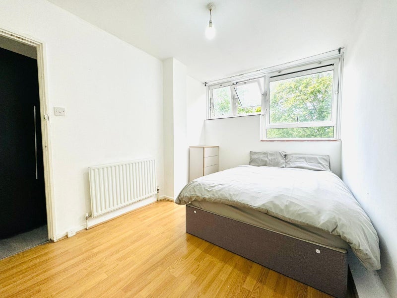 Additional image 2 of Room in a Shared Flat, Limehouse Double Rooms, E1, N1 7GU
