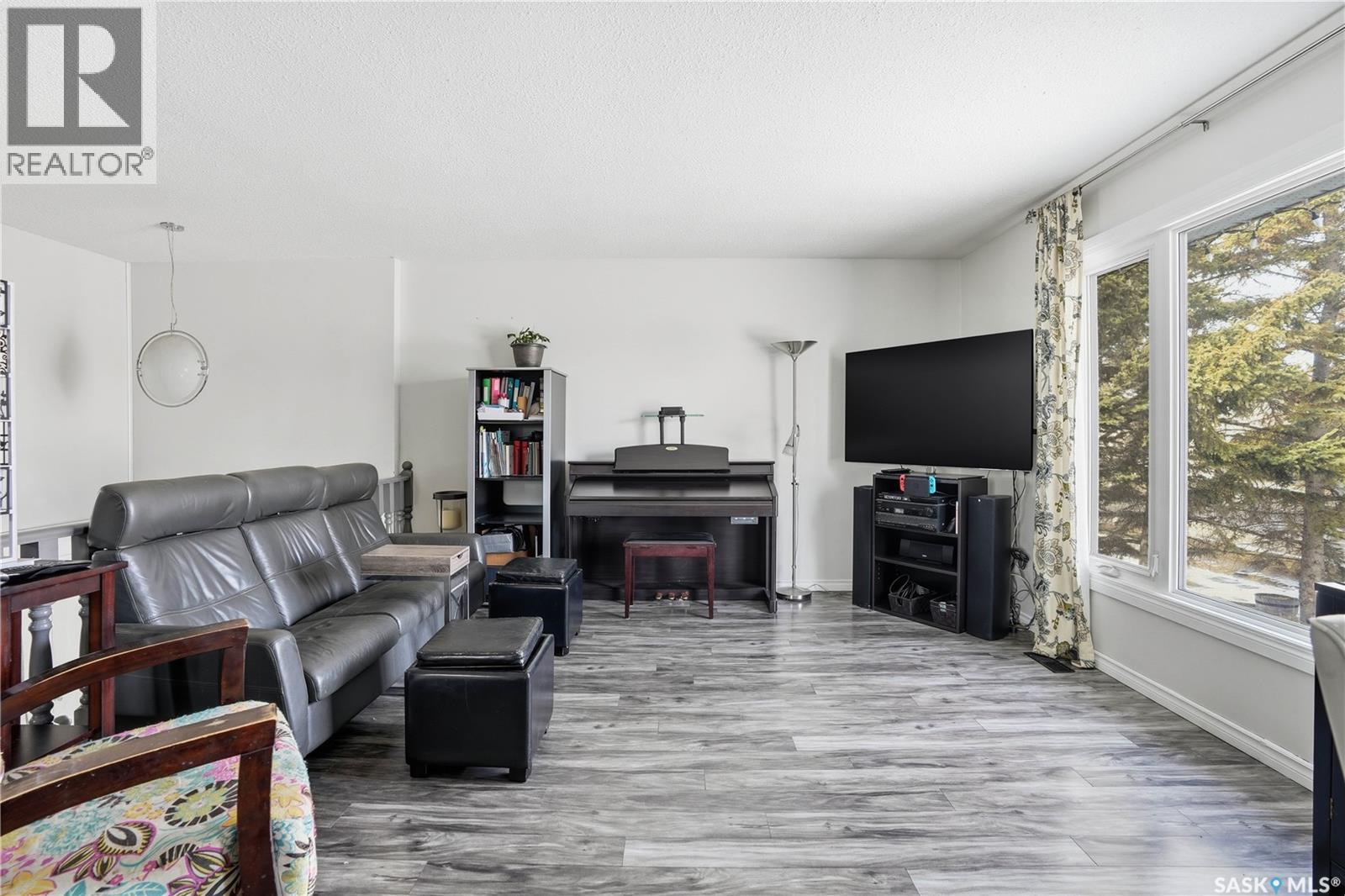 Additional image 4 of 6715 1st Avenue N, Regina, SK, S4X1C7